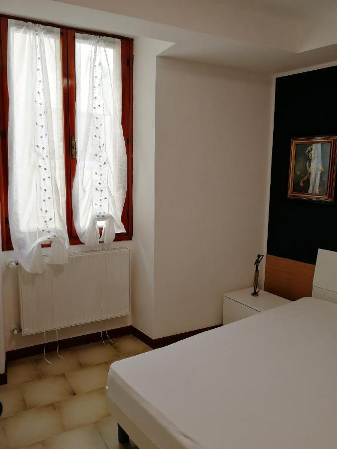Appartamenti Angela Riva del Garda Bagian luar foto
