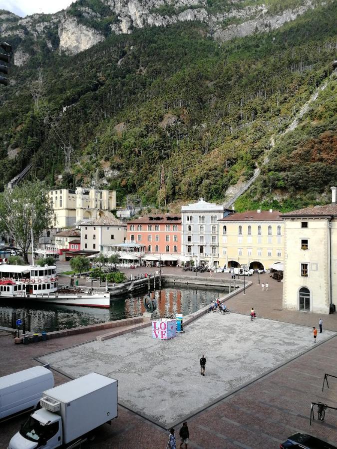Appartamenti Angela Riva del Garda Bagian luar foto